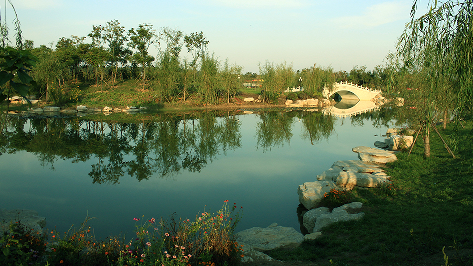  莲花湖, 汶上