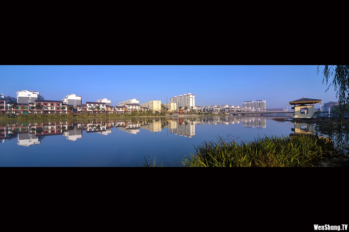 东湖边.jpg