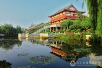 静水楼台